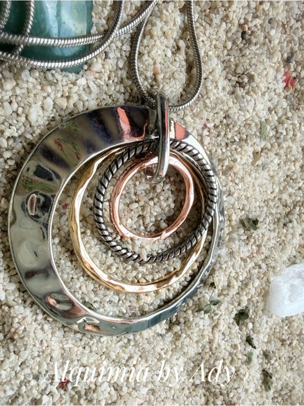 Alquimia Tri-Tone Interlocking Circle Pendant Necklace - Silver, Gold, Rose-Gold